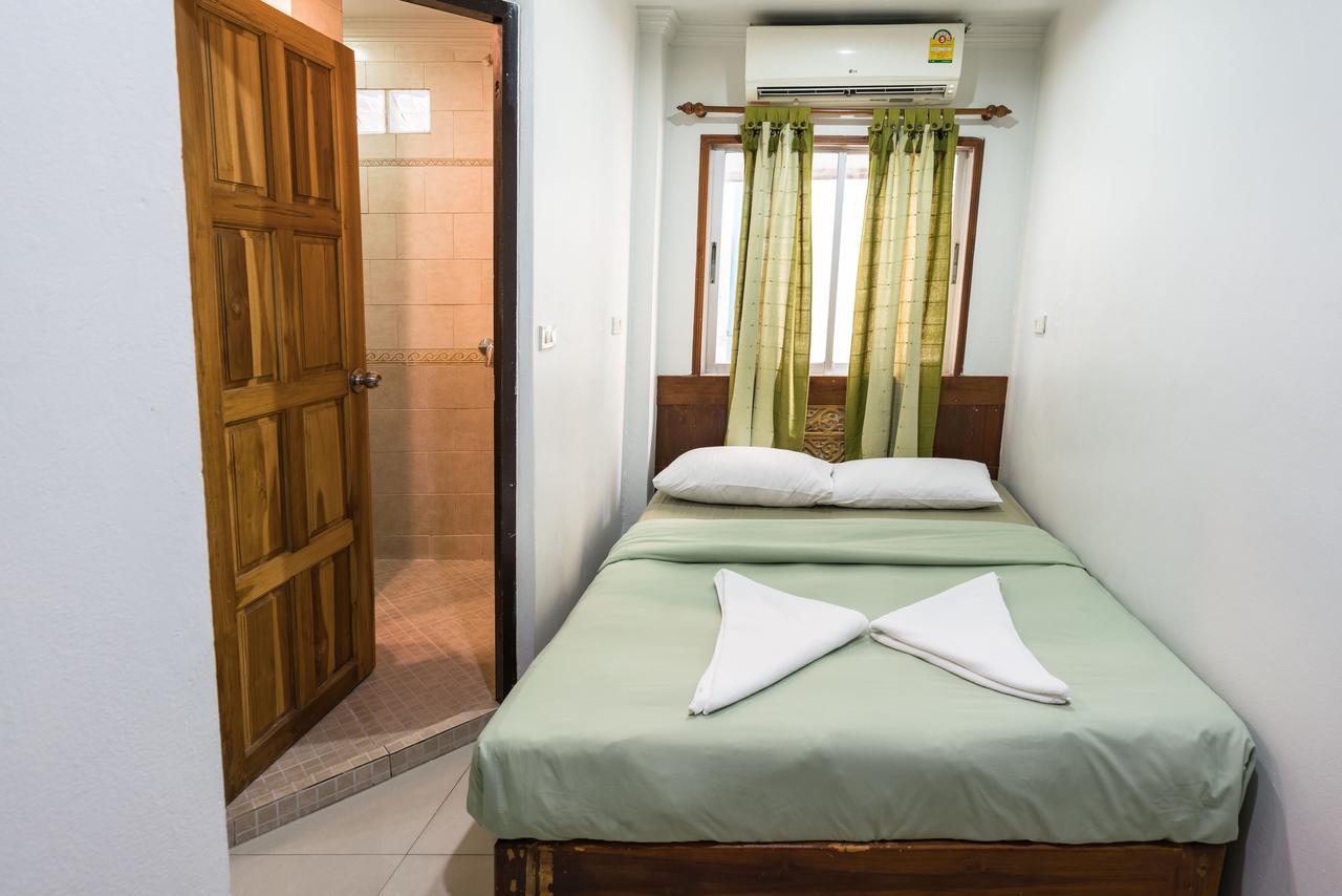 New Road Guest House Бангкок Номер фото